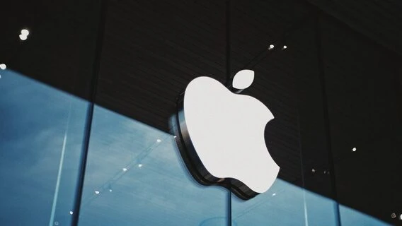 Негайно оновіть свій iPhone. Apple терміново оновила всі свої операційні системи через загрози з боку ШІ