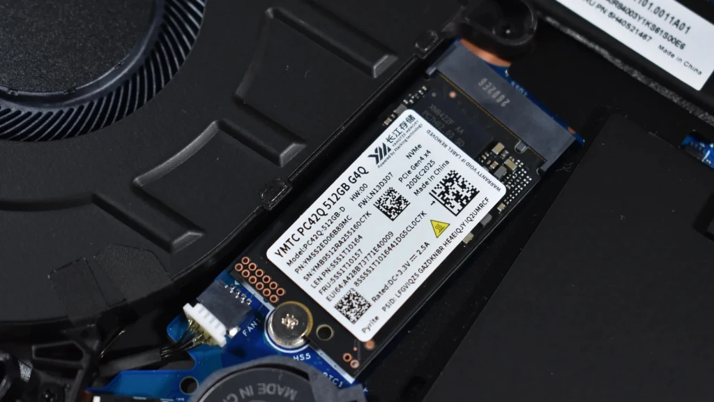 Lenovo вперше оснастила китайським SSD YMTC глобальну версію ноутбука